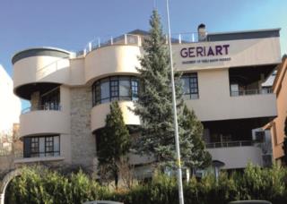 Geriatri Yaşlı Bakım Ve Tedavi Merkezi